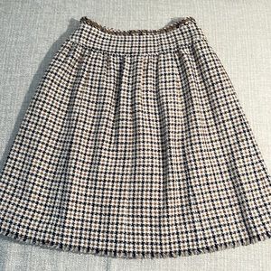 CHANEL ‘08P Tweed CC Logo Skirt sz 38